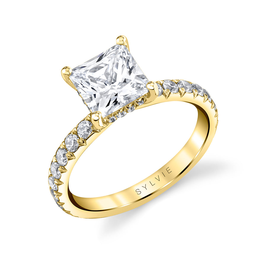 Princess Cut Classic Wide Band Engagement Ring - Malencia 18k Gold Yellow