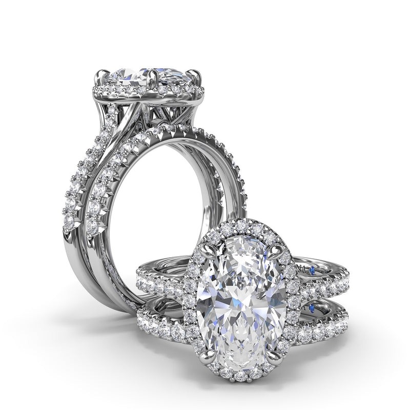 Fana Majestic Halo Diamond Engagement Ring