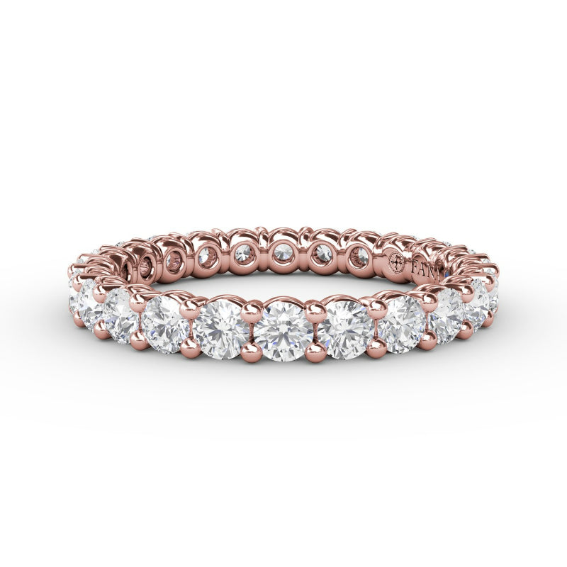 Fana Chunky Shared Prong Eternity Band