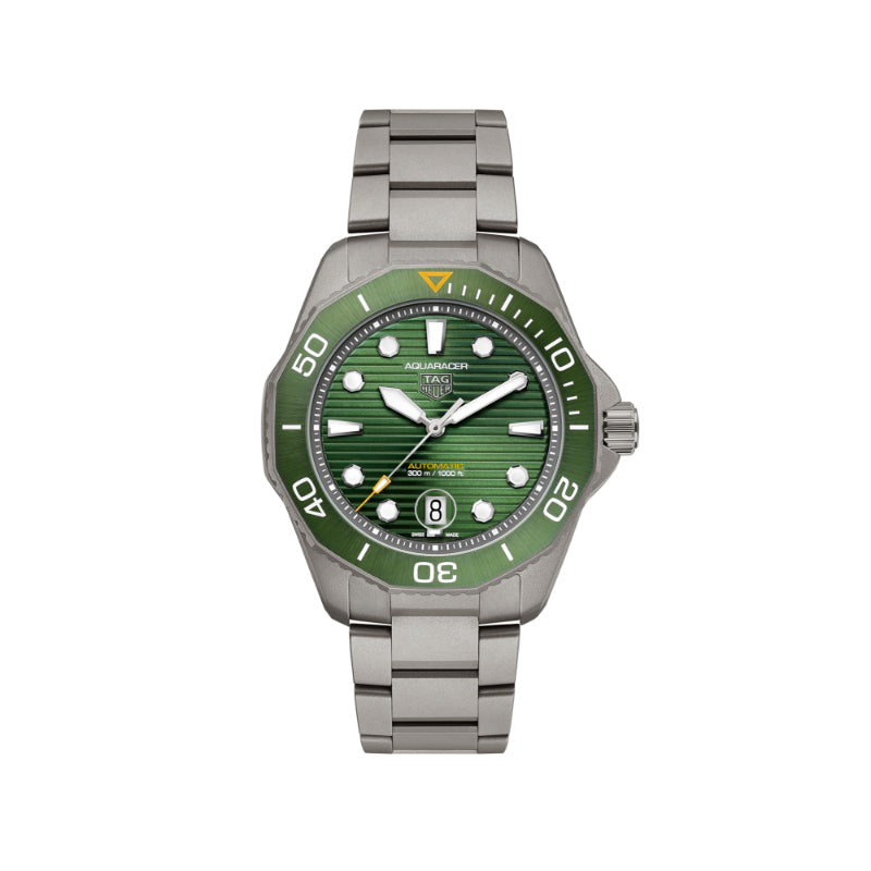 TAG Heuer Aquaracer Calibre 5 Automatic Mens Green Titanium Watch